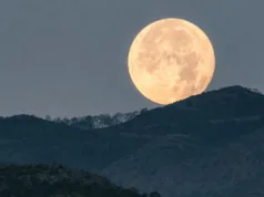 De ce Luna pare mai mare la orizont? Știința din spatele celei mai vechi iluzii optice din lume De ce Luna pare mai mare la orizont