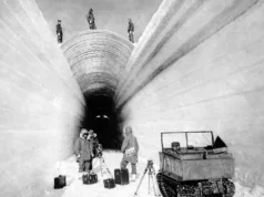 Orașul nuclear ascuns sub gheață: proiectul secret al SUA din Groenlanda dezvăluit după zeci de ani Orașul nuclear ascuns sub gheață: proiectul secret al SUA din Groenlanda