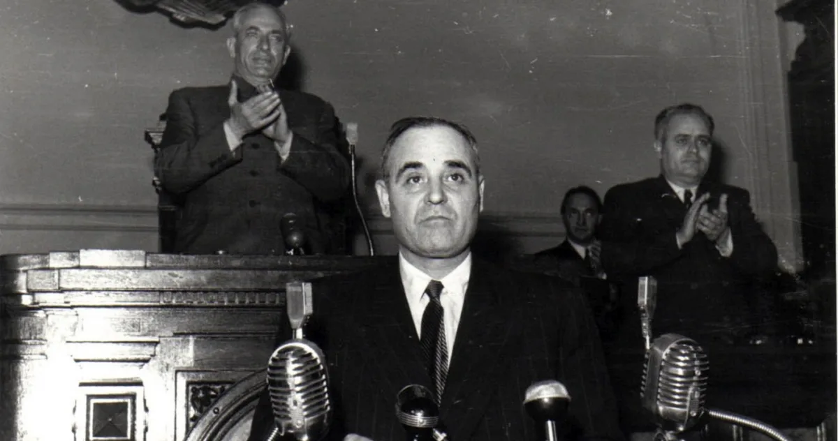 foștii pușcăriași în fruntea României