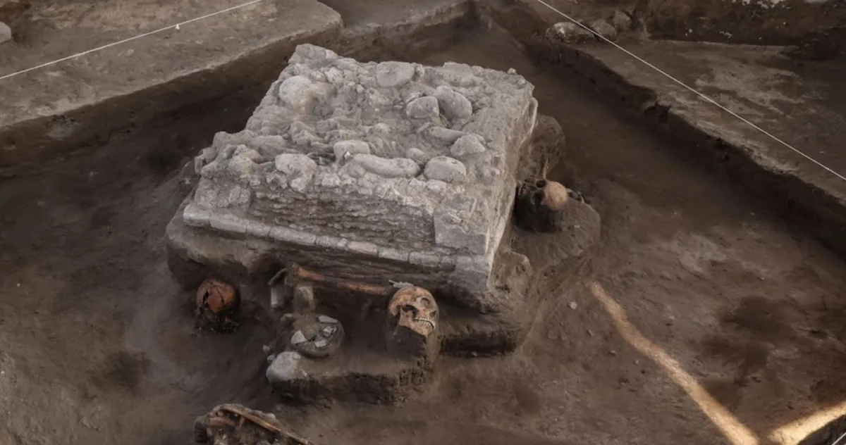altar toltec descoperit