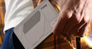 Cel mai mic supercomputer AI din lume încape în buzunar