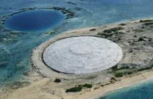 O cupolă nucleară din Războiul Rece se fisurează, dezvăluind dezastrul îngropat de SUA în Pacific Cupolă nucleară Runit din Insulele Marshall