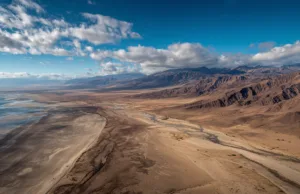 Oamenii de știință au descoperit o „oază” ascunsă la doi metri sub cel mai arid deșert de pe Pământ