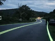 drumuri care strălucesc în întuneric