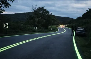 Drumurile care strălucesc în întuneric din Malaezia păreau inovația perfectă. Apoi au intervenit experții contabili drumuri care strălucesc în întuneric