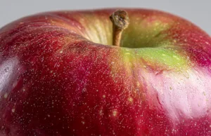 PAN Europe: 85% dintre merele testate conțin pesticide multiple, cu riscuri pentru dezvoltarea copiilor 85% dintre merele testate conțin pesticide multiple