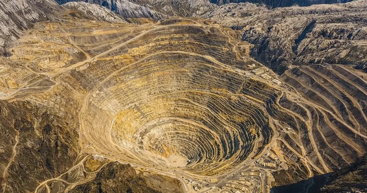 Geologii chinezi anunță descoperirea a 1.000 de tone de aur în provincia Hunan