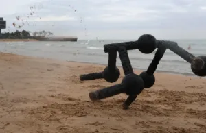 Cum a condensat inteligența artificială miliarde de ani de evoluție pentru a crea roboți care funcționează chiar și dezmembrați roboți modulari inteligență artificială