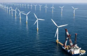 Cel mai mare parc eolian din lume a atins o etapă critică: primul cablu a ajuns pe uscat cel mai mare parc eolian offshore