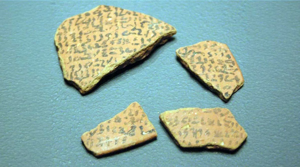 Texte de blestem inscripționate pe fragmente de ceramică, perioada Imperiului de Mijloc