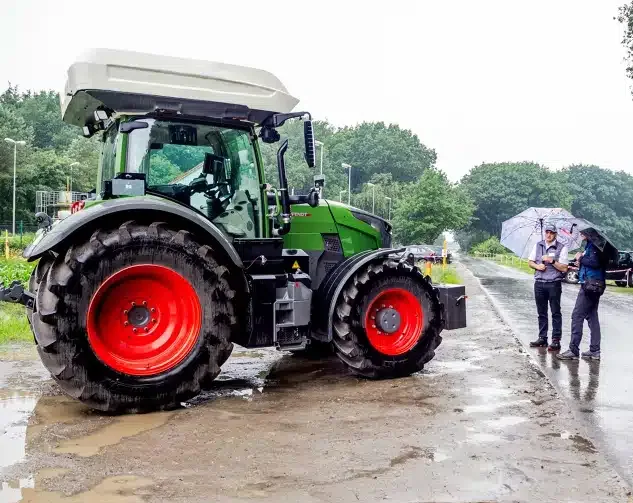 tractor hidrogen în roți