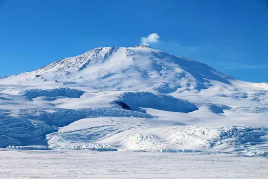 Muntele Erebus este cel mai sudic vulcan activ din lume