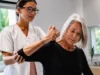 Oamenii trăiesc mai mult, dar petrec tot mai mulți ani în stare de sănătate precară speranța de viață sănătoasă