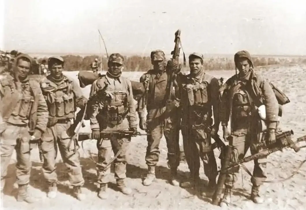 Soldați din trupele Spetsnaz ale GRU-ului sovietic în timpul războiului din Afganistan