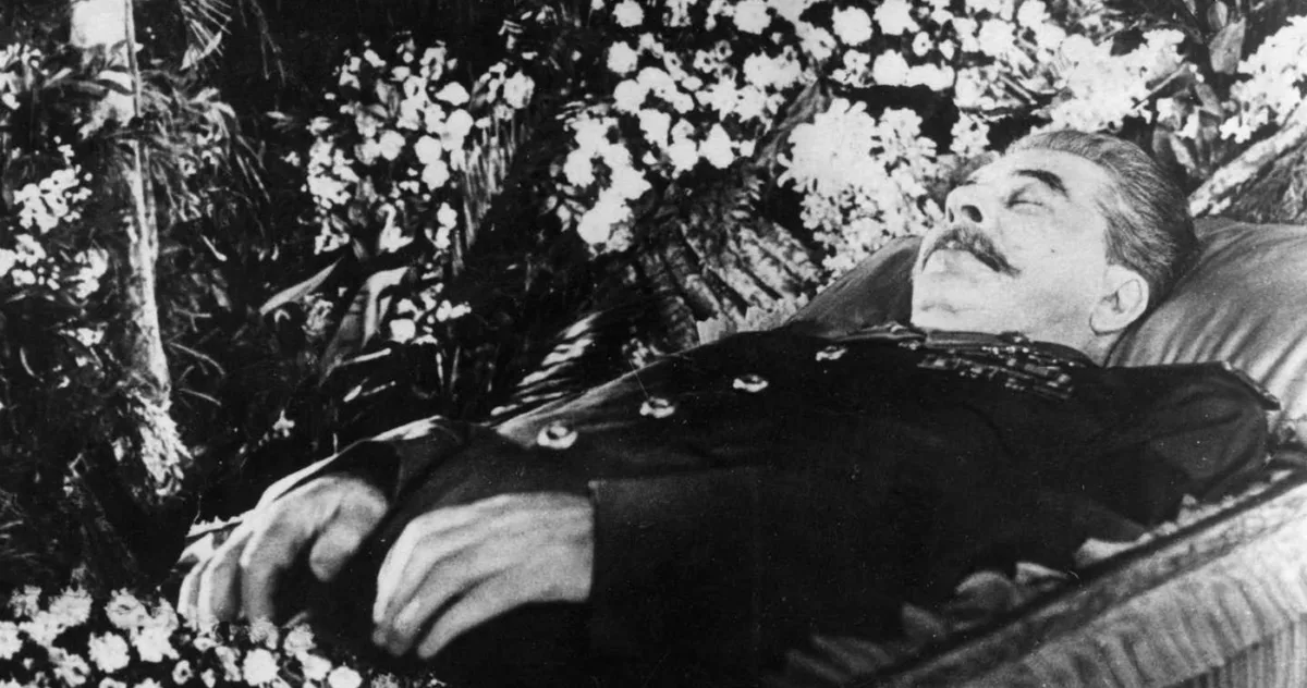 cadavrul lui Stalin