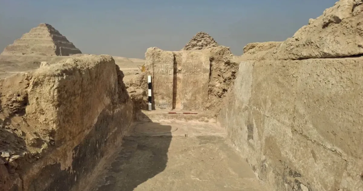ușă falsă Saqqara